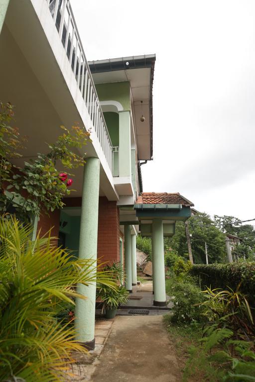 Araliya Holiday Bungalow Kandy Extérieur photo