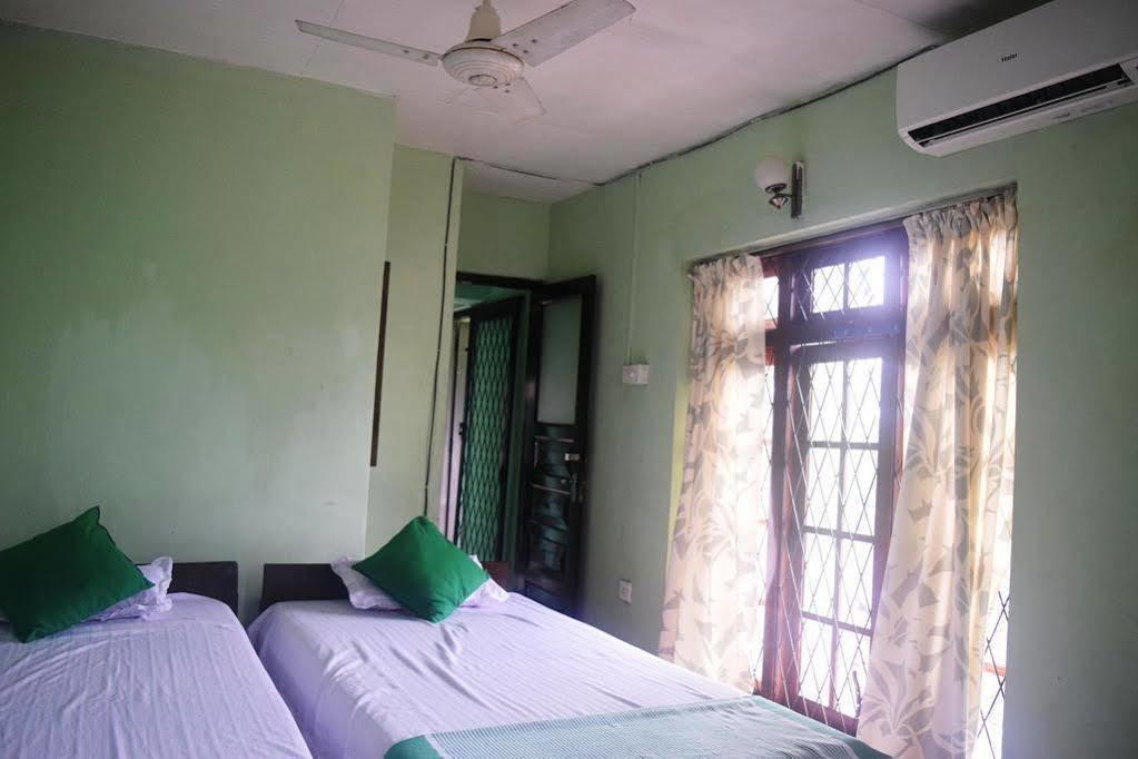 Araliya Holiday Bungalow Kandy Extérieur photo